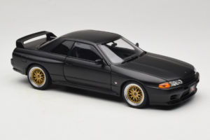 Nissan Skyline GT-R R32 V-Spec II Tuned Version Matt Black AUTOart 1:18 77418 Metal - imaginea 6 din 8