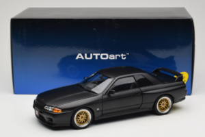 Nissan Skyline GT-R R32 V-Spec II Tuned Version Matt Black AUTOart 1:18 77418 Metal - imaginea 8 din 8