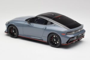 Nissan Z RZ34 NISMO Stealth Gri GT Spirit 1:18 GT484 Rășină - imaginea 5 din 6