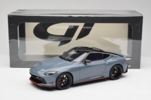 Nissan Z RZ34 NISMO Stealth Gri GT Spirit 1:18 GT484 Rășină - imaginea 6 din 6