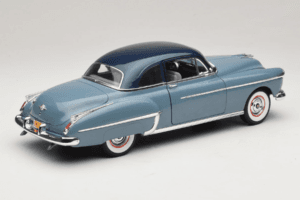 Oldsmobile 88 Albastru Grease Auto World 1:18 AWSS103/06 Metal - imaginea 3 din 8