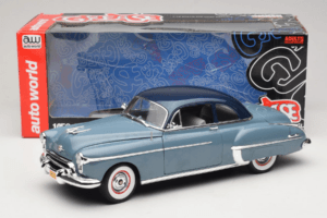Oldsmobile 88 Albastru Grease Auto World 1:18 AWSS103/06 Metal - imaginea 8 din 8