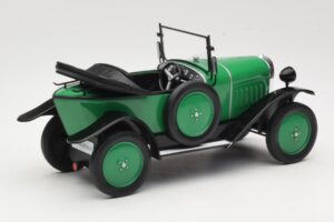Opel 4 PS Laubfrosch Verde MCG 1:18 MCG18050 Metal - imaginea 2 din 6