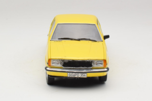 Opel Ascona B SR Galben Față Zgâriată Sun Star 1:18 5384 Metal - imaginea 4 din 9