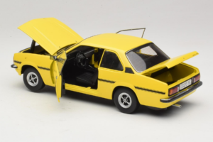 Opel Ascona B SR Galben Față Zgâriată Sun Star 1:18 5384 Metal - imaginea 6 din 9