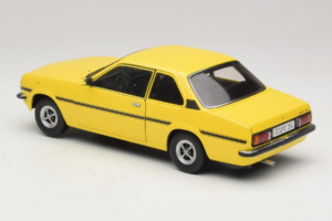 Opel Ascona B SR Galben Față Zgâriată Sun Star 1:18 5384 Metal - imaginea 8 din 9