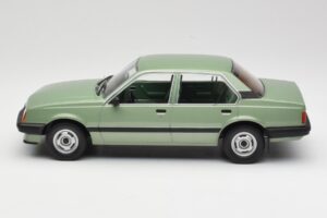 Opel Ascona C Metallic Light Green MCG 1:18 MCG18458 Metal - imaginea 3 din 6
