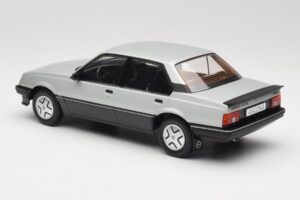 Opel Ascona C SR Argintiu MCG 1:18 MCG18460 Metal - imaginea 5 din 6
