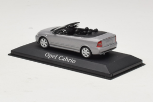 Opel Astra G Cabriolet Grey Metallic Minichamps 1:43 ASTRA001 Metal - imaginea 3 din 4