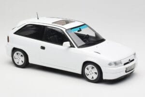 Opel Astra F GSi Blanc Casablanca Norev 1:18 183673 Metal - imaginea 4 din 6