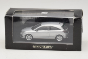 Opel Astra H GTC Argintiu Minichamps 1:43 ASTRA003 Metal - imaginea 4 din 4
