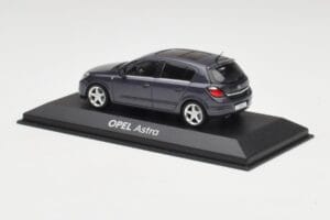 Opel Astra H Albastru Închis Minichamps 1:43 B24910027-A1 Metal - imaginea 3 din 4