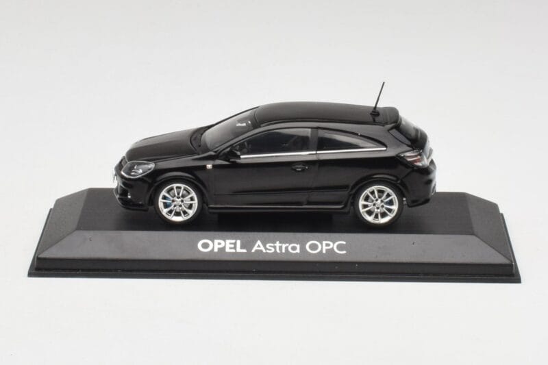 Opel Astra H OPC Negru Minichamps 1:43 90399890 Metal