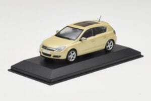 Opel Astra H Galben Metalic Minichamps 1:43 403043003 Metal - imaginea 2 din 4