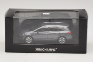 Opel Astra J Sports Tourer Minichamps 1:43 400049014 Metal - imaginea 4 din 4