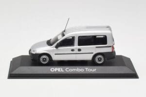 Opel Combo C Argintiu Minichamps 1:43 COMBO001 Metal
