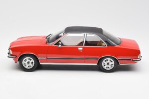 Opel Commodore B GS/E Roșu Otto 1:18 OT159 Rășină - imaginea 3 din 6