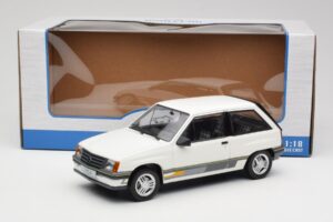 Opel Corsa A Sprint Alb MCG 1:18 MCG18432 Metal - imaginea 6 din 6