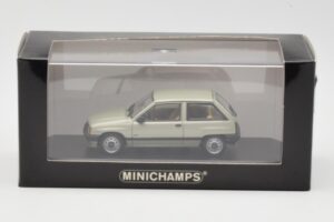 Opel Corsa A Swing Verde Minichamps 1:43 400045002 Metal - imaginea 4 din 4