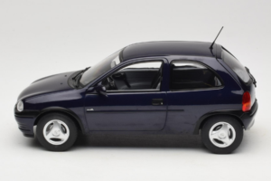 Opel Corsa B Dark Blue Metallic MCG 1:18 MCG18905 Metal - imaginea 3 din 6