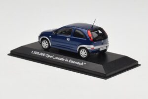Opel Corsa C 1.5M Made in Eisenach Minichamps 1:43 OPEL003 Metal - imaginea 3 din 4
