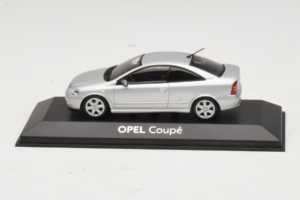 Opel Coupe Bertone Argintiu Minichamps 1:43 B24910027 Metal