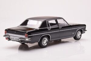 Opel Diplomat V8 Negru Norev 1:18 183687 Metal - imaginea 2 din 6