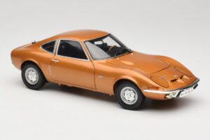 Opel GT Auriu Minichamps 1:18 180049025 Metal - imaginea 6 din 8