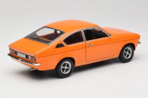 Opel Kadett C Coupe Portocaliu Minichamps 1:18 180045622 Metal - imaginea 3 din 8