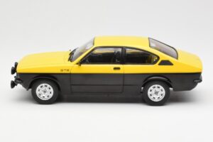 Opel Kadett C GT/E Negru Galben MCG 1:18 MCG18190 Metal - imaginea 3 din 6