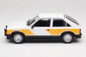 Opel Kadett D SR Alb cu Decor Galben MCG 1:18 MCG18534 Metal - imaginea 3 din 6
