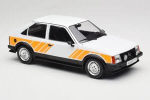 Opel Kadett D SR Alb cu Decor Galben MCG 1:18 MCG18534 Metal - imaginea 4 din 6