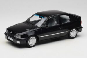 Opel Kadett E GSi Negru Metalizat Helmut Schmidt Norev 1:18 183617 Metal