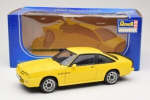 Opel Manta B GT/E Galben Revell 1:18 08421 Metal - imaginea 8 din 8