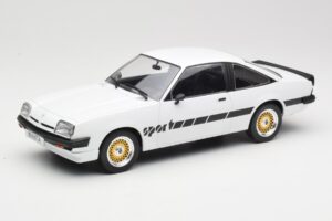Opel Manta B Sport Alb MCG 1:18 MCG18237 Metal