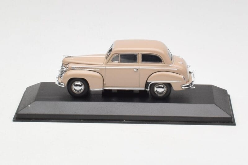 Opel Olympia A Bej Minichamps 1:43 430040404 Metal