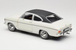 Opel Olympia A Coupe Alb Negru Revell 1:18 8446 Metal - imaginea 7 din 8