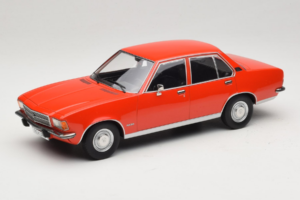 Opel Rekord D Roșu MCG 1:18 MCG18563 Metal