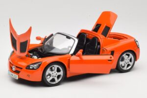 Opel Speedster Portocaliu Maisto 1:18 31615 Metal - imaginea 2 din 8
