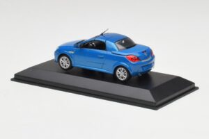 Opel Tigra Twin Top Albastru Minichamps 1:43 919084 Metal - imaginea 3 din 4
