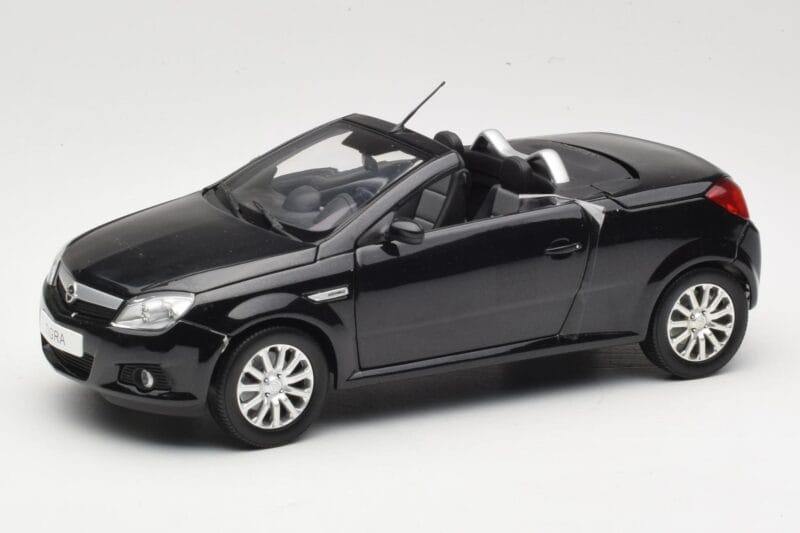 Opel Tigra TwinTop B Negru Norev 1:18 183600 Metal