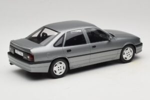 Opel Vectra A 2000 16V Gri Închis MCG 1:18 MCG18462 Metal - imaginea 2 din 6