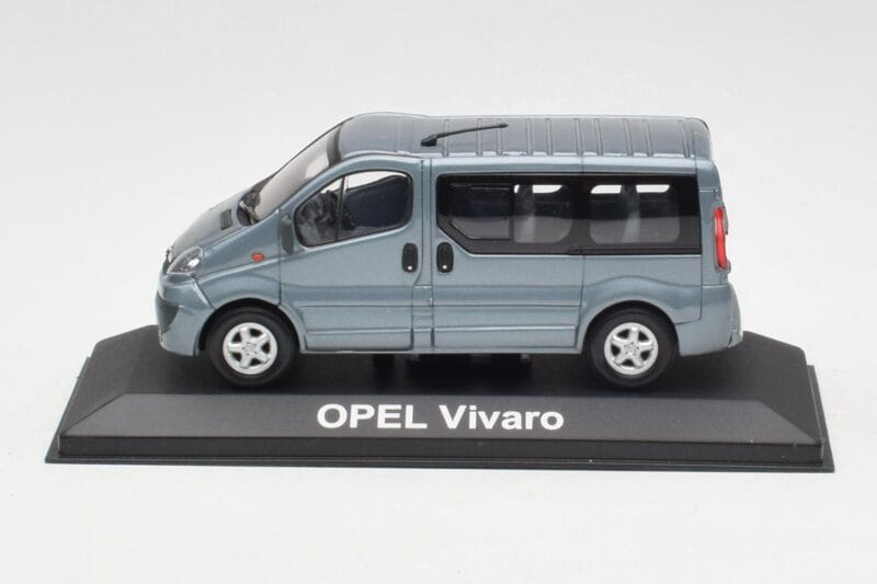 Opel Vivaro A Gri Albăstrui Minichamps 1:43 VIVARO001 Metal