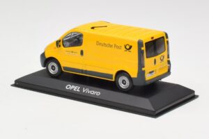 Opel Vivaro A Deutsche Post Minichamps 1:43 430040562 Metal - imaginea 3 din 4