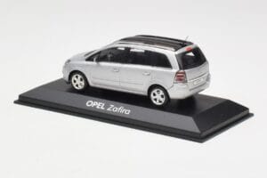 Opel Zafira B Argintiu Minichamps 1:43 1799109 Metal - imaginea 3 din 4