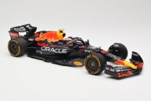 Oracle Red Bull Racing RB18 #11 S. Perez Miami GP 2022 Minichamps 1:18 110220511 Metal - imaginea 4 din 6