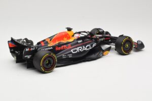 Oracle Red Bull Racing RB19 #1 M. Verstappen Winner Italian GP 2023 Minichamps 1:18 110231501 Metal - imaginea 2 din 6