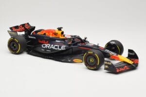 Red Bull Racing RB20 #1 M. Verstappen Winner China GP 2024 Minichamps 1:18 110240501 Metal - imaginea 4 din 6