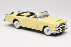 Packard Caribbean Cabriolet Galben Road Signature 1:18 92798 Metal - imaginea 6 din 8