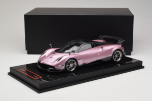 Pagani Huayra BC Pearl Pink AB Models 1:18 REMC032 Rășină - imaginea 7 din 7
